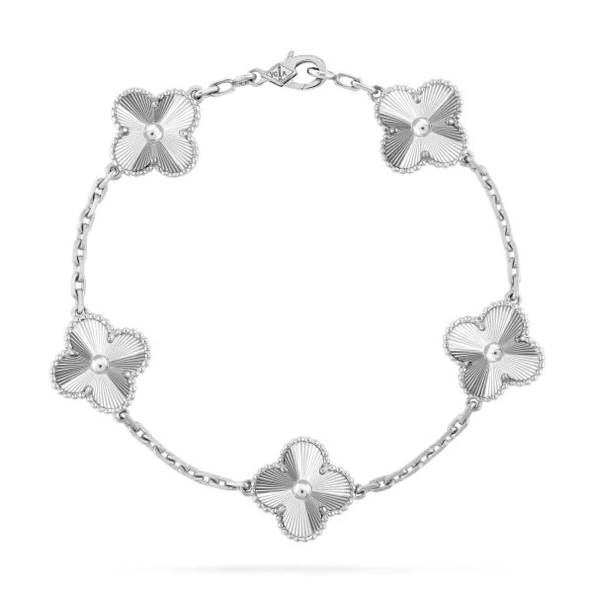 Vancleef Vintage Alhambra bracelet white gold