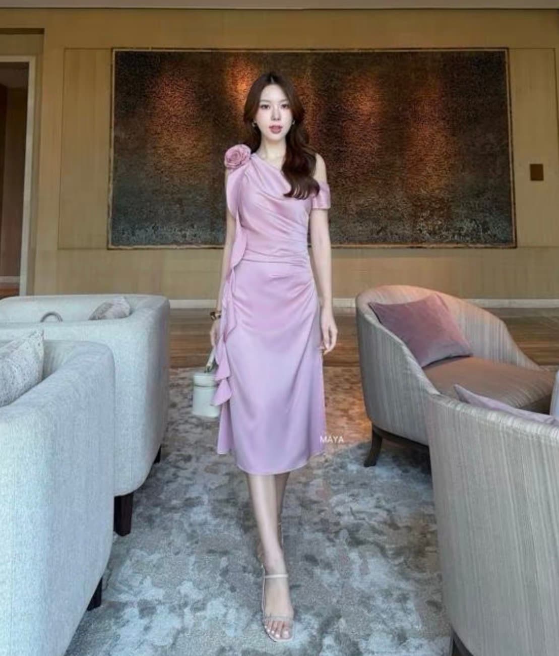 Maya ชุดแรรชใส่ไปงานแต่งชมพู