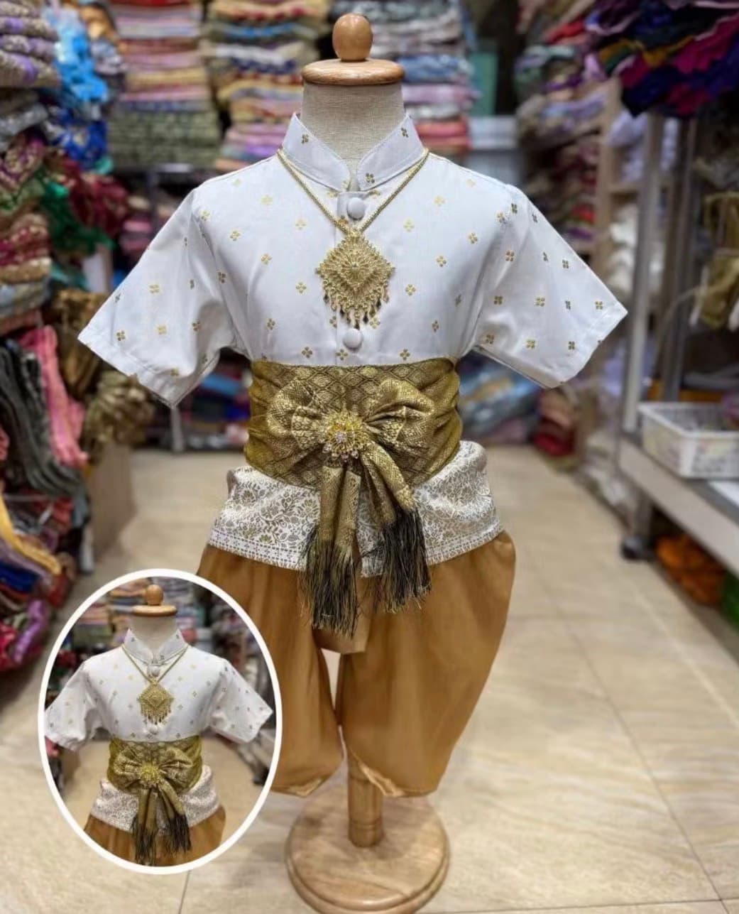 ชุดไทยเด็กชาย ชุดผ้าไหมพลอยพรรณ (ราคาไม่รวม เครื่องประดับ)