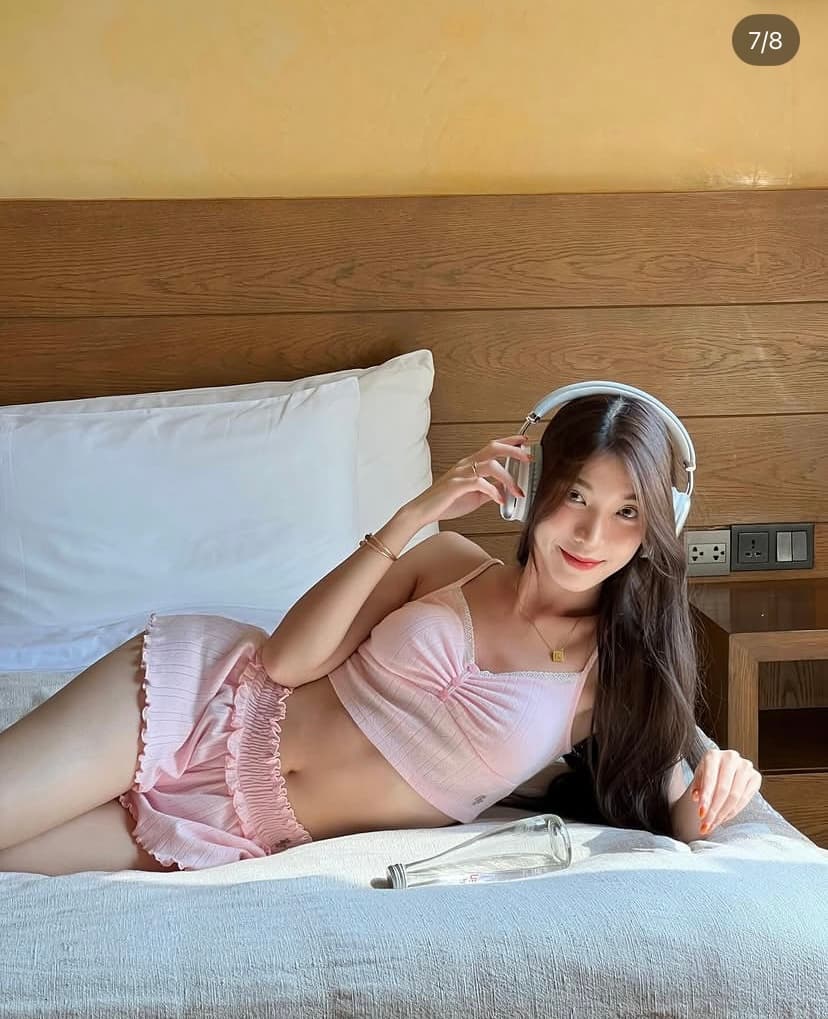 เสื้อสายเดี่ยว Baby pink color