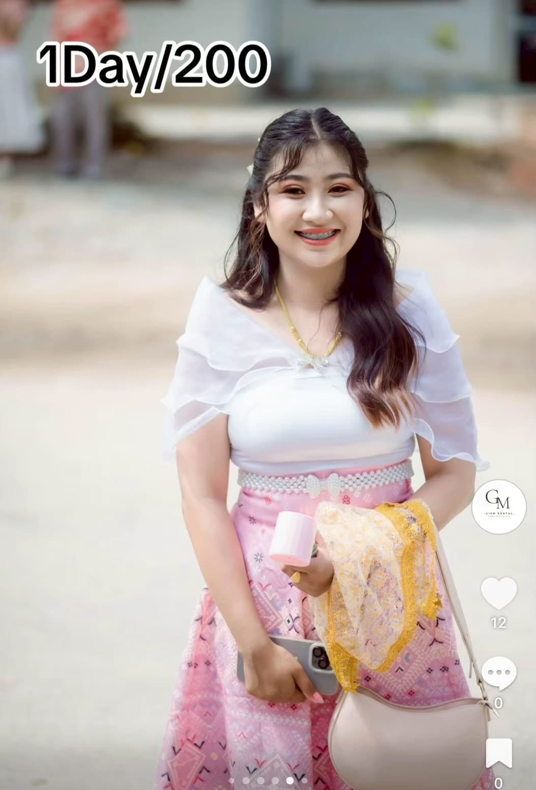 *เสื้อ* เกาะอกผีเสื้อจับแมตช์ได้ทั้งชุด เช่าทั้งชุดถูกกว่า