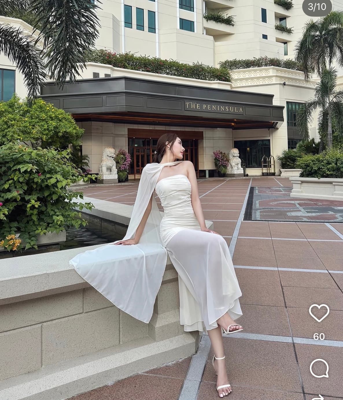 Pirunya - Long Dress เดรสยาวเกาะอกกระโปรงระบาย พร้อมผ้าคาดคอ