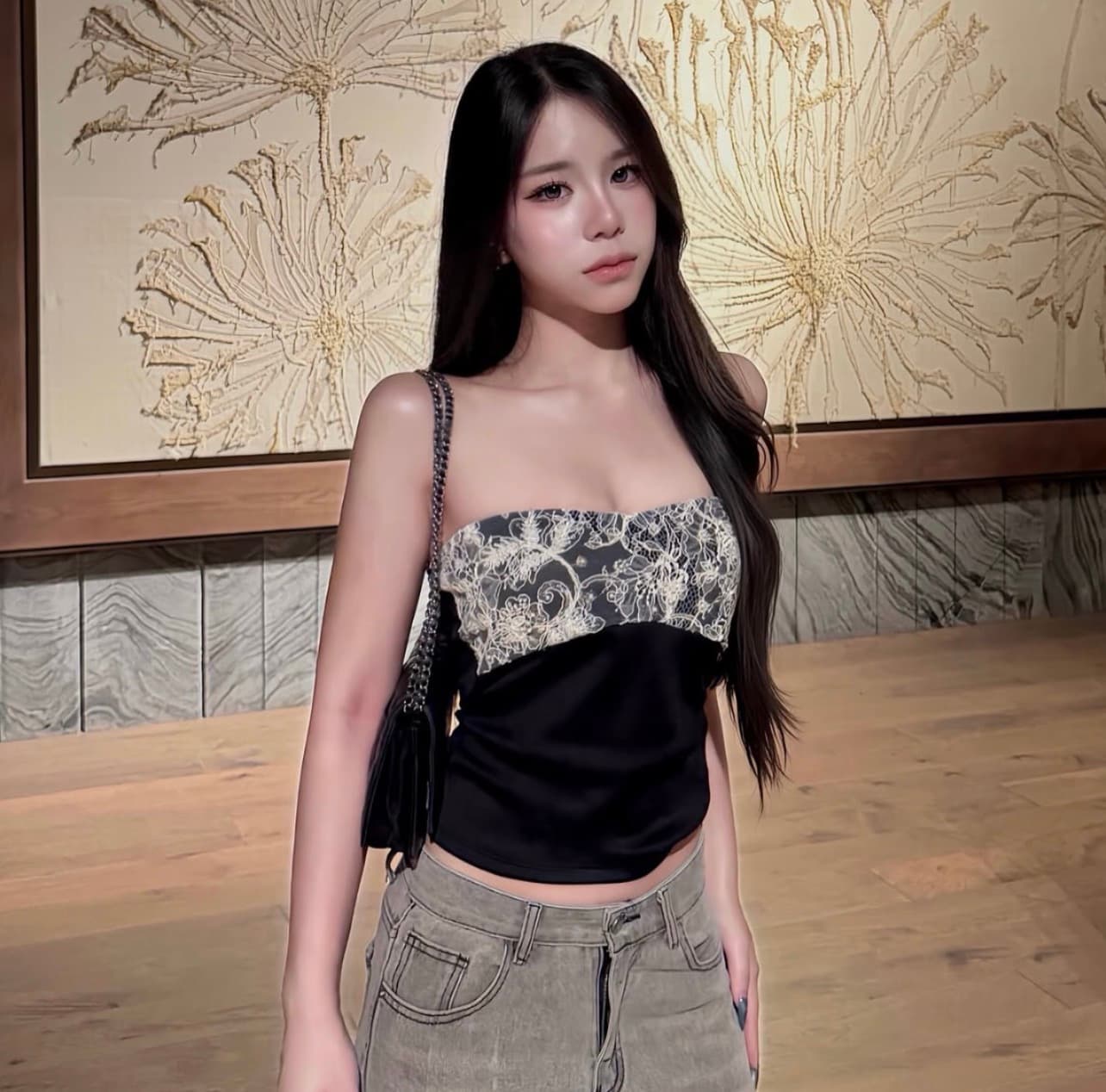 Serlyn | PORTIA Lace Tubetop เกาะอกลูกไม้ฝรั่งเศสพรีเมียม