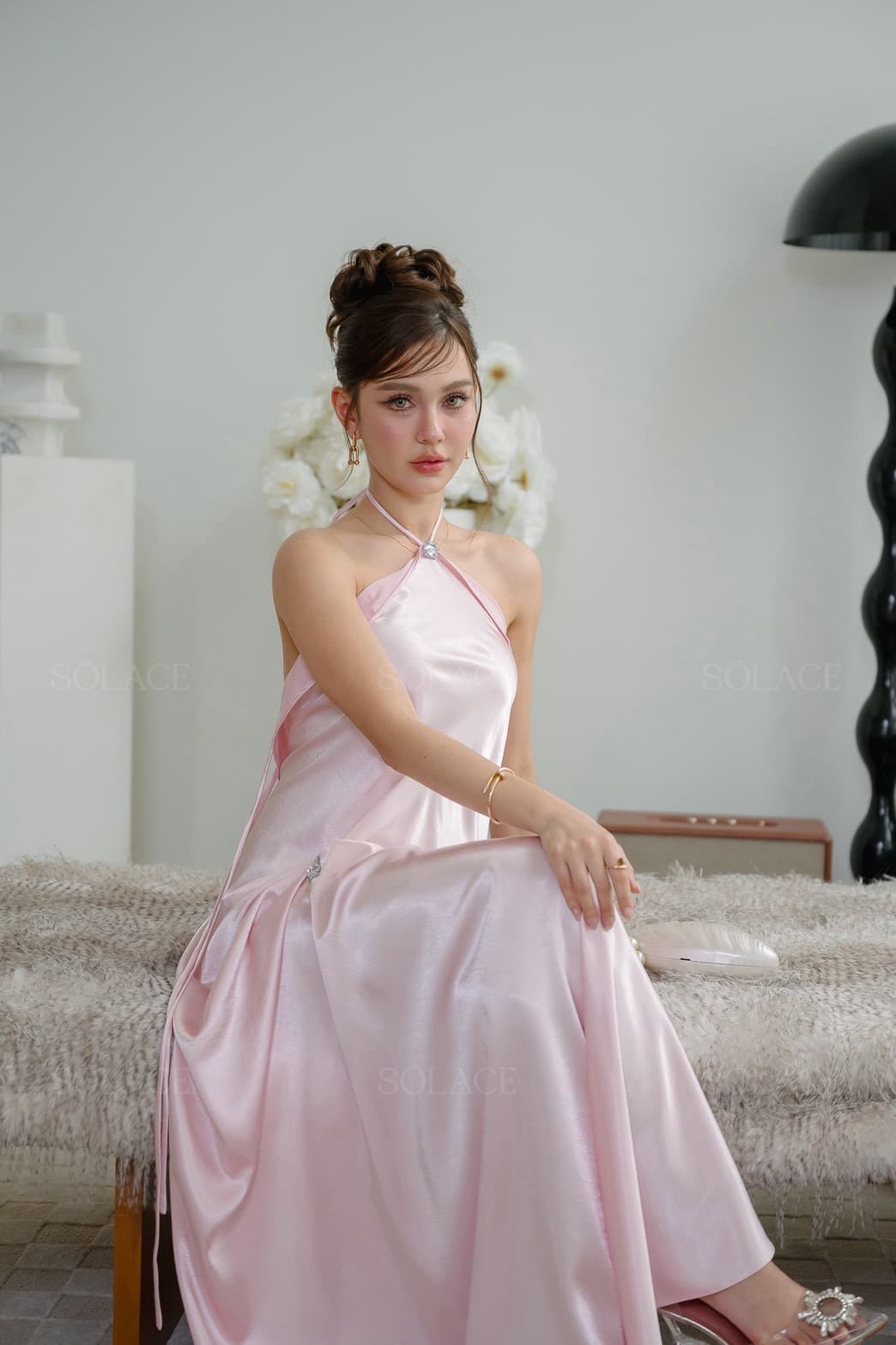 ชุดราตรีชมพู