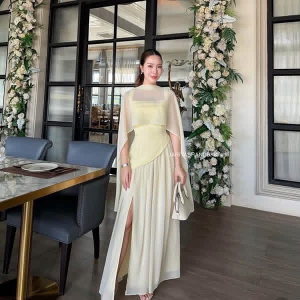 เดรสออกงานเหลืองพาสเทล ราตรีสวยหรู