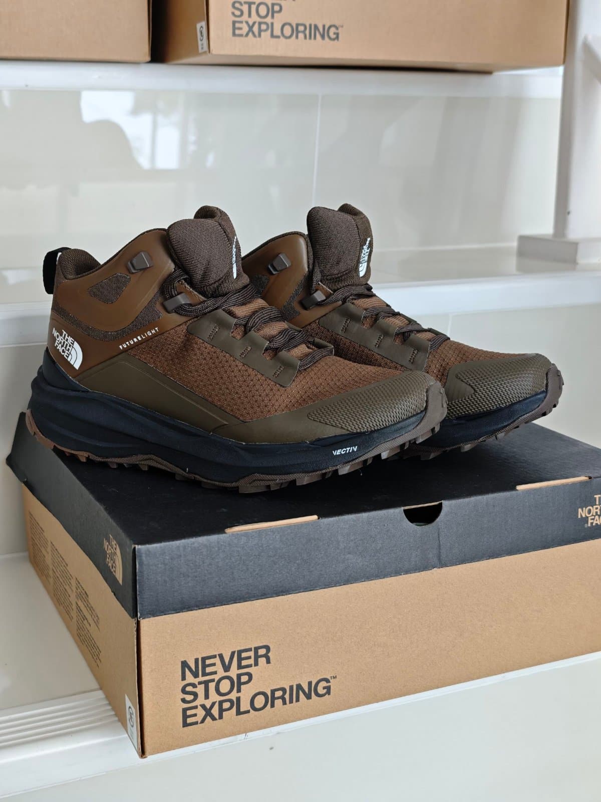 W EXPLORIS II MID