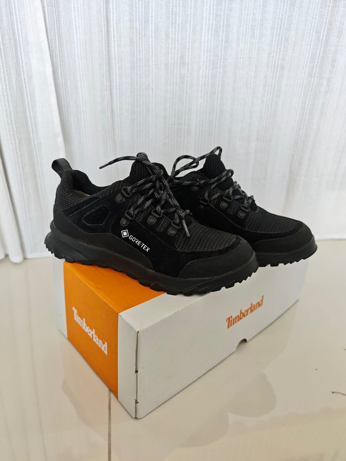 SNOWTROT MID BKBK