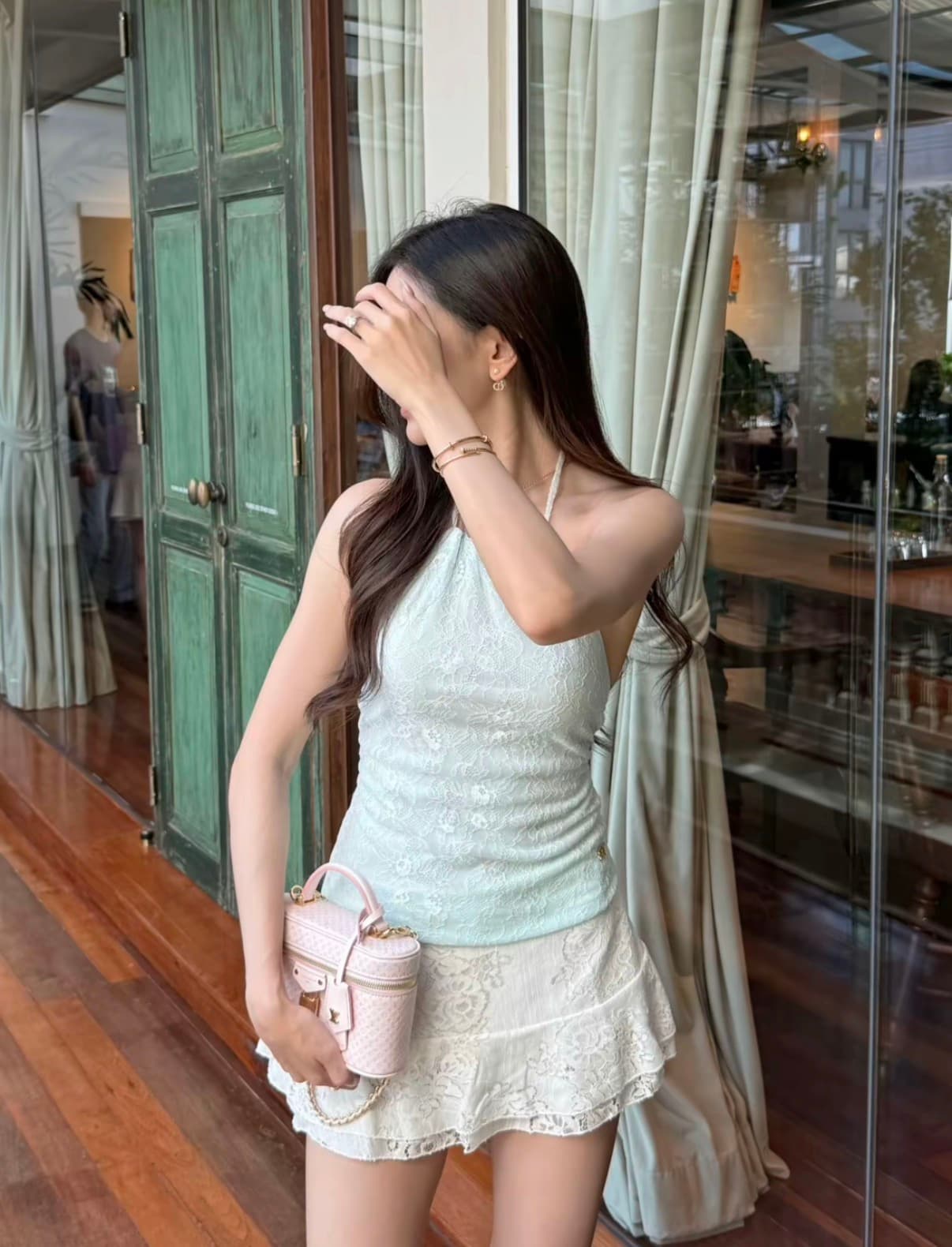 แค่เสื้อ